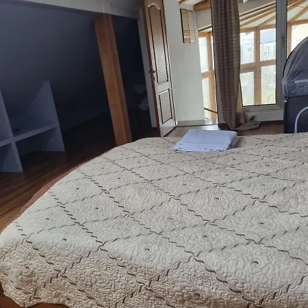 Penthouse Apartament 2 Floors, 2 Bedroom , 2 Bath, 120 Sqm , Inside Yard Parking