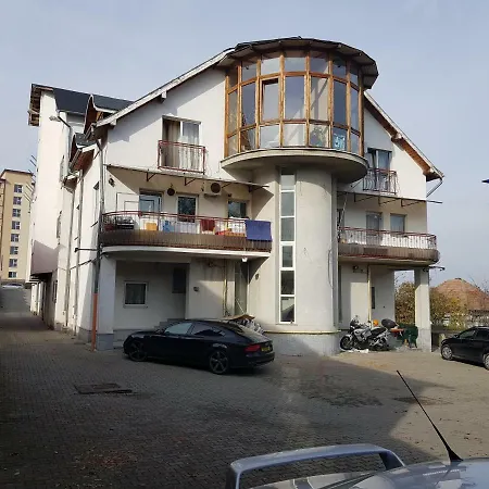 Penthouse Apartament 2 Floors, 2 Bedroom , 2 Bath, 120 Sqm , Inside Yard Parking *